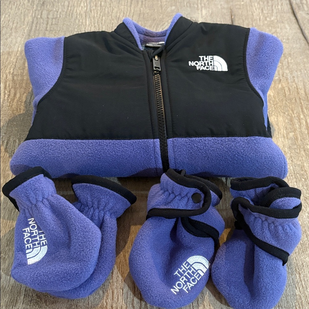North Face One Piece Set - Picture 5 of 8